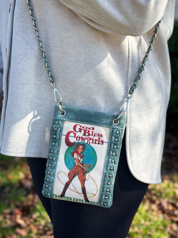 Classic Chic Crossbody Purse