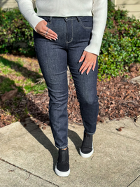 Judy Blue Hi-Rise Rinse Wash Mom Jeans