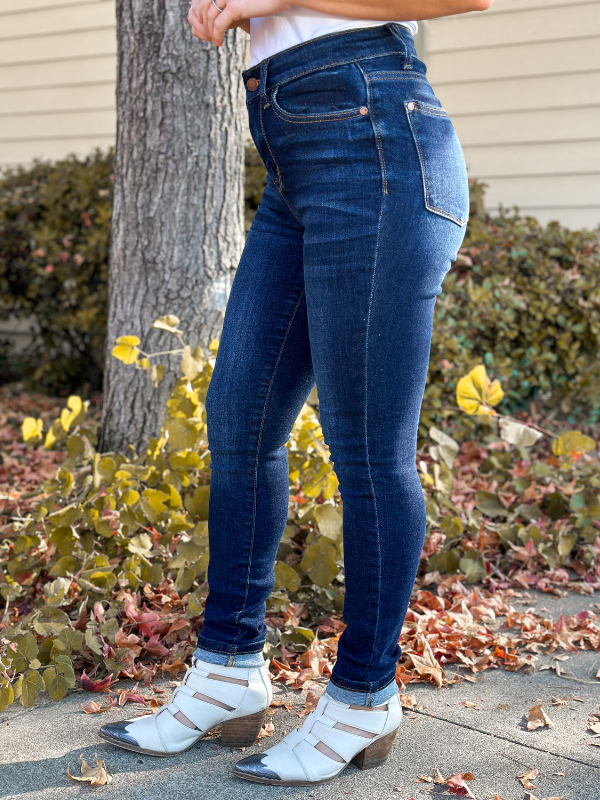 Judy Blue Hi-Waist Skinny with Handsanding Jeans