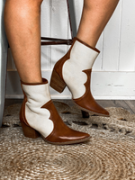 Matisse Marvin Saddle Boots
